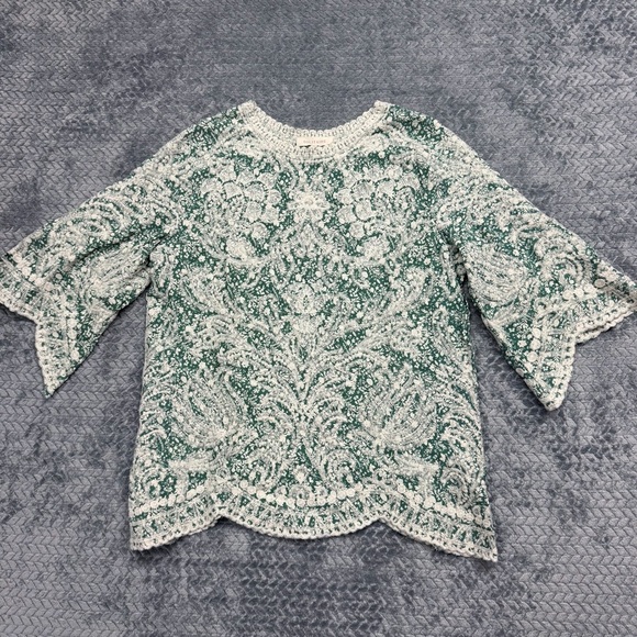 Solitaire Tops - Solitaire Women's Green and White Lace Bell Sleeve Top Size Large